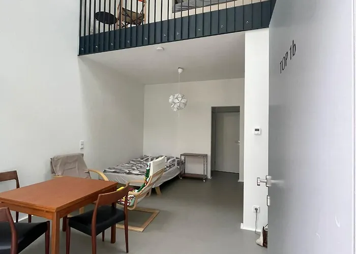 Modern Loft Mit Terrasse *